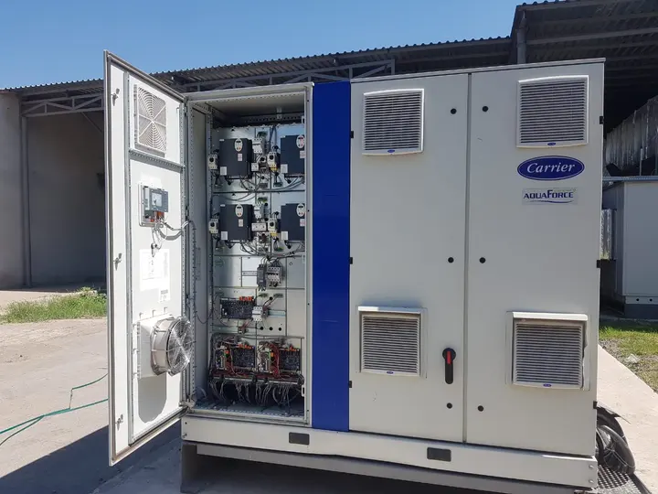 Carrier AquaForce — power & control cabinet